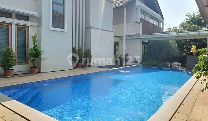 Rumah Mewah + Kantor Luas Dengan Kolam Renang Siap Huni Dekat Tol