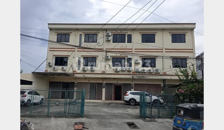 Ruko Hitung Tanah SHM Luas Siap Bangun Pinggir Jalan Raya Tomang