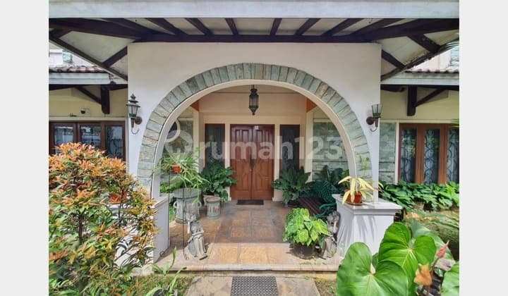 Rumah Cilandak Bagus Asri Luas Siap Huni Murah di Belakang Citos