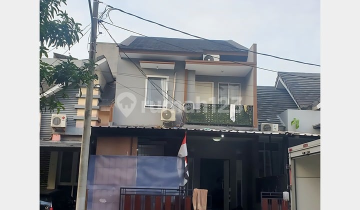 Cendana Residence 1 House Renovated Semi Furnished Flood-Free