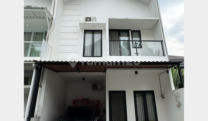 Rumah Cluster Cilandak Timur Bagus 3Lantai Furnished Bebas Banjir