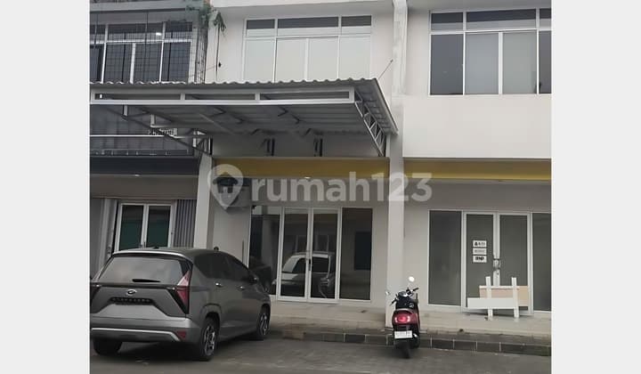Ruko Cibubur Bogor 2 Lantai Bagus Siap Pakai Dekat Tol Jatikarya