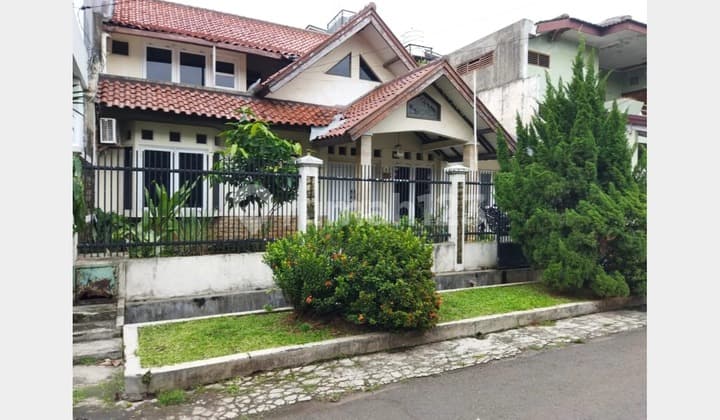 Rumah Asri Cibubur 2 Lantai SHM di Perumahan Dekat LRT, Tol, Mall