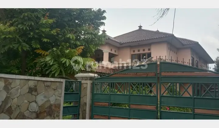 Rumah Hitung Tanah Luas 8786 m² Pinggir Jalan Cocok untuk Kantor