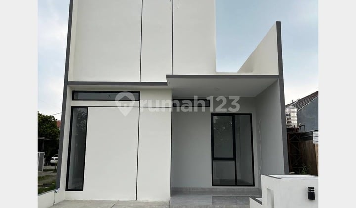 Rumah Minimalis Modern Baru Aman Siap Huni dalam Cluster Babelan