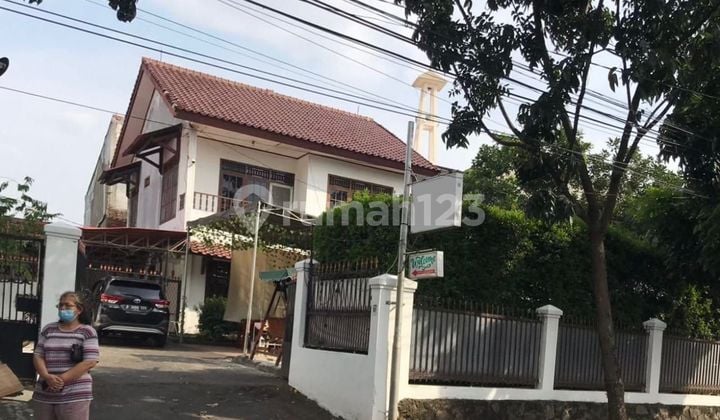 Rumah Luas Shm 2 Lantai Strategis Pinggir Jalan Cocok Untuk Usaha