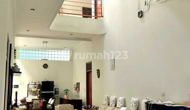 Comfortable House for Sale in Sayap Pajajaran, Bandung