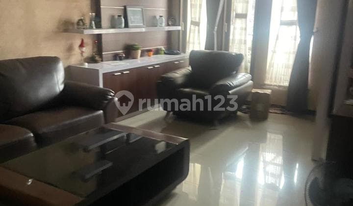 Jual Rumah Nyaman Dekat Tol, di Buah Batu Regency Bandung