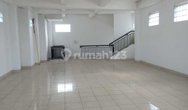 For Sale and Rent: Shop House on Jendral Sudirman, Bandung, Suitable for Office Use.