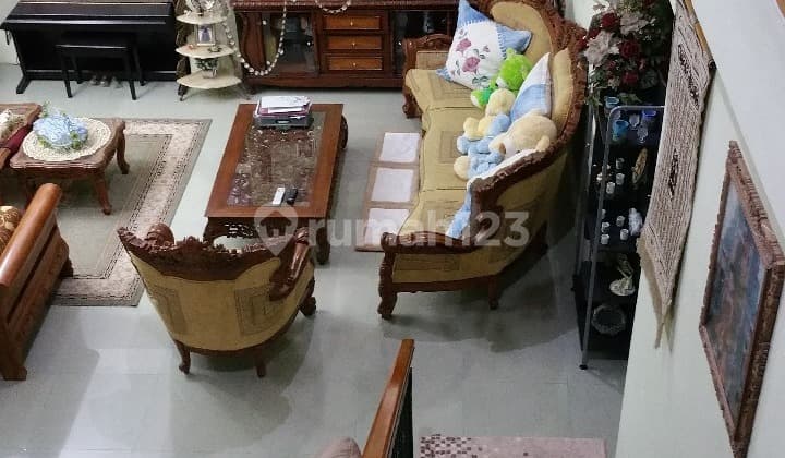 Jual Rumah Mewah Dengan Ruang Fitness / Spa di Dago Pakar Bandung