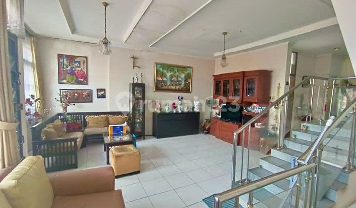 Jual Rumah Nyaman Dekat Istana Plaza Paskal Bandung