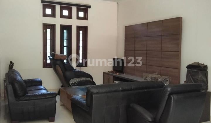 Jual Rumah Nyaman Dekat Akses Tol di Buah Batu Regency Bandung