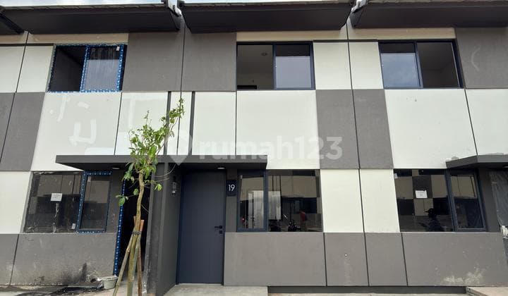Dijual Rumah 2 Lantai Siap Huni di Park Serpong BSD