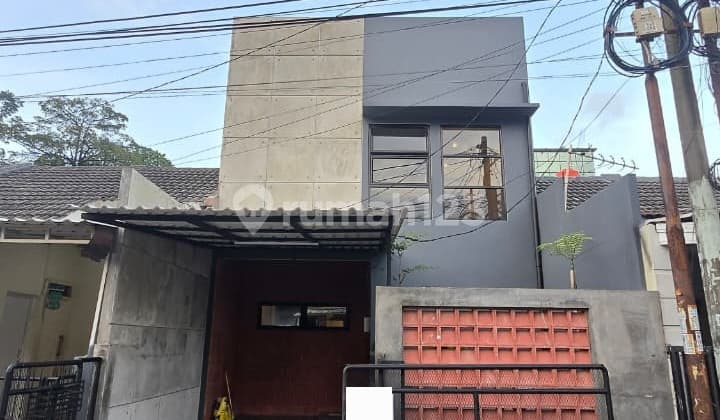 Dijual Rumah 2 Lantai Design Industrial di BSD Nusaloka