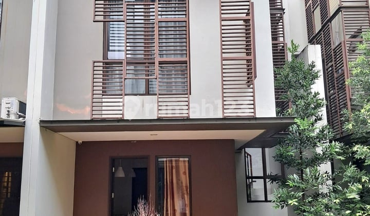 Dijual Rumah 3 Lantai Siap Huni di Cluster Whelford Greenwich BSD