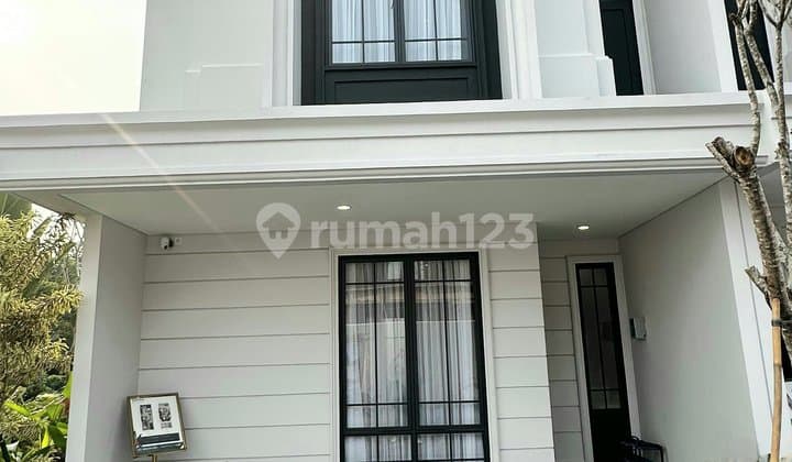 Rumah Hook Modern Dekat Mall Bintaro Xchange, Tol & Stasiun