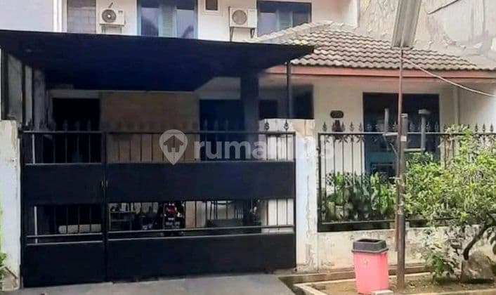 Rumah Hook di Palem Bintaro Akses Mudah ke Tol dan Stasiun KRL