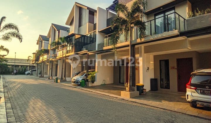 Townhouse Exclusive di Bintaro Siap Huni Dekat ke Tol & Stasiun