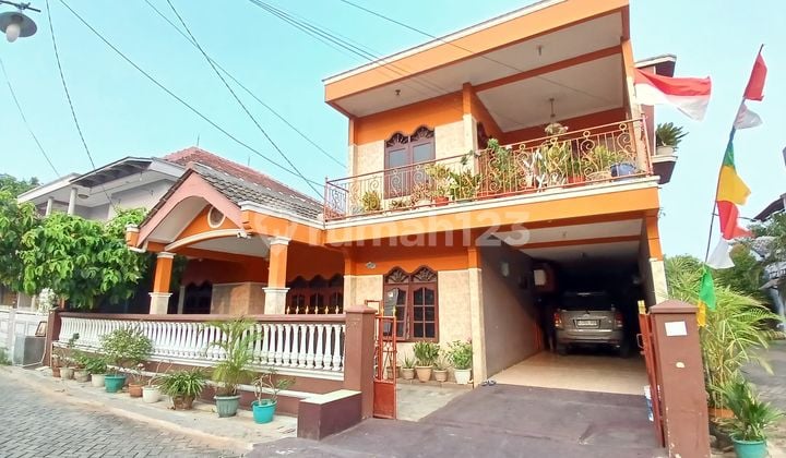 Rumah Bagus Hook Ciledug Siap Huni 2 Lantai Barat