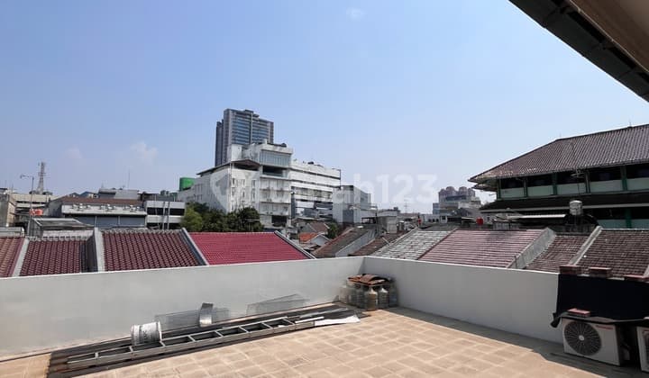 Dijual Rumah di Pasar baru Villa Jakarta Pusat