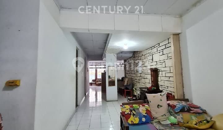 2-Storey House Cideng Central Jakarta Strategic Location