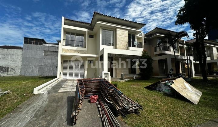 Di Jual Rumah Cantik Di Cluster Aruna Alam Sutera