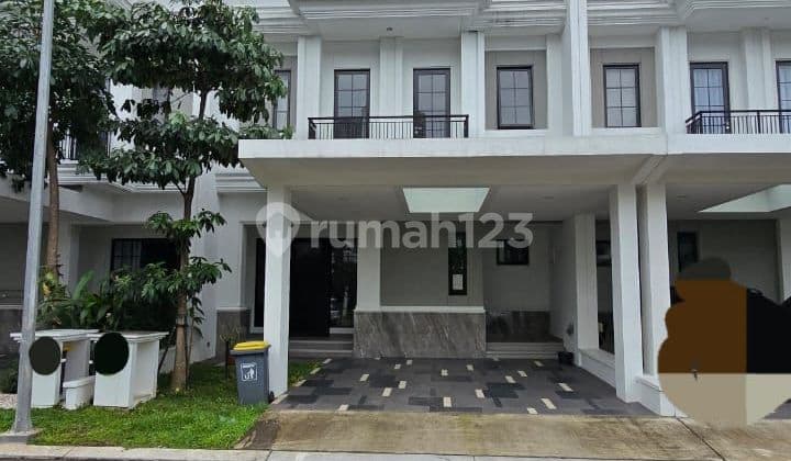 Dijual Rumah Mewah 3 lantai Model American Classic di Cluster Winona Alsut