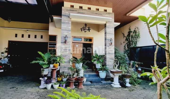 Rumah Premium 4kt Di Kahuripan, Dekat Fasilitas Umum Kota Solo