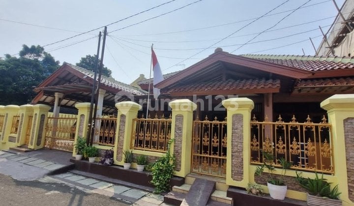 Rumah Antik Strategis 5kt Di Jantung Jakarta Pusat