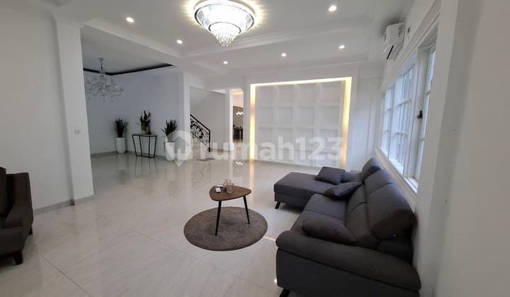 Di Jual Lokasi Premium! Rumah / Tempat Tinggal Kawasan Kemang / Mampang , Luas ± 1148 M²
