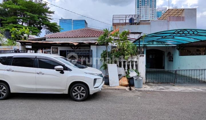 RUMAH MURAH 1LT HOOK HADAP TIMUR LAUT DI KOMPLEK GADING PANDAWA KELAPA GADING