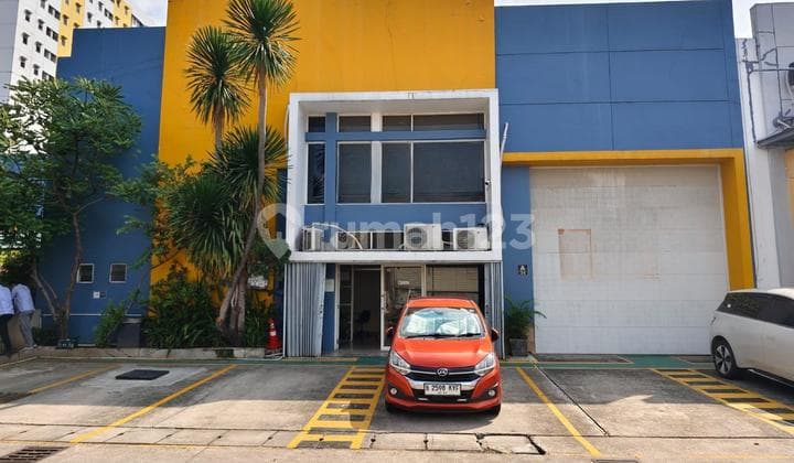 GUDANG BAGUS 3LT SIAP PAKAI DI PERGUDANGAN BIZPARK PENGGILINGAN JAKARTA TIMUR