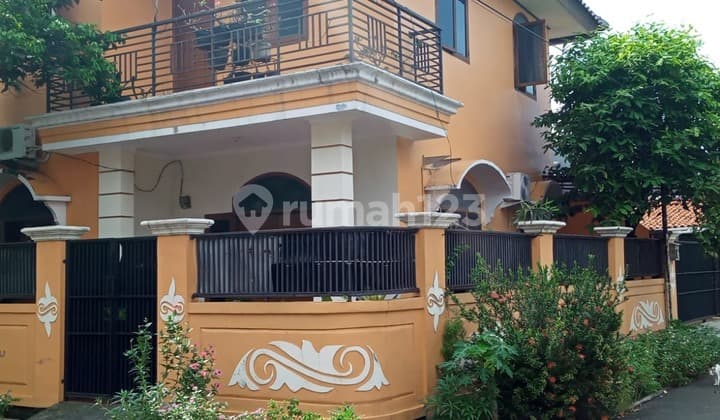 RUMAH 2LT HOOK SIAP HUNI DI KOMP TAMAN BUARAN INDAH