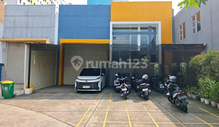 GUDANG BAGUS 2LT SIAP PAKAI DI PERGUDANGAN BIZPARK PENGGILINGAN JAKARTA TIMUR