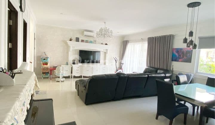 RUMAH 2LT BAGUS SIAP HUNI DALAM CLUSTER DI JGC CAKUNG JAKARTA TIMUR