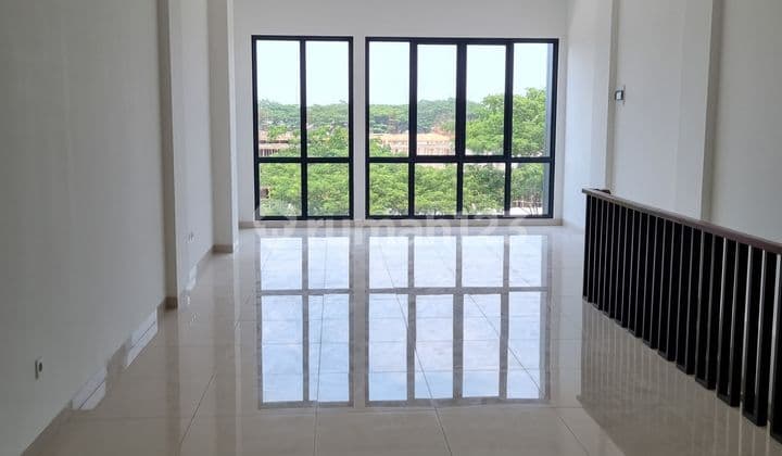 For Rent: 3-Storey Shop House in Greenwich BSD