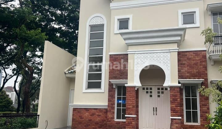 Rumah Dekat Club House di Alicante Gading Serpong PPJB Siap AJB