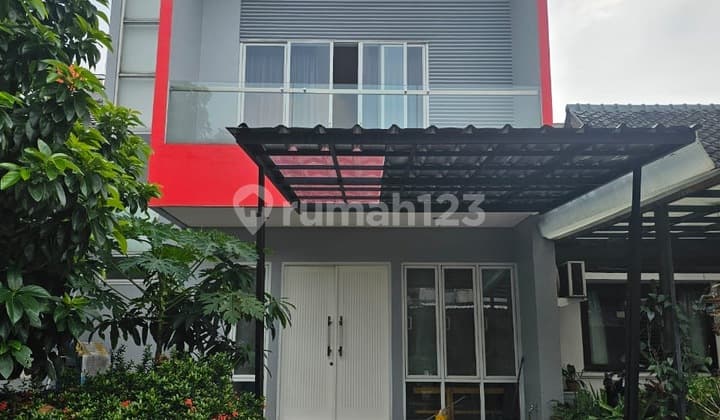 Rumah 2,5 Lantai Rapi Siap Huni di Sutera Flamboyan Alam Sutera