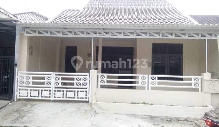 Ready-to-Live-In House, 136 M2 Area, Villa Melati Mas Serpong. Roof Frame Already Light Steel.