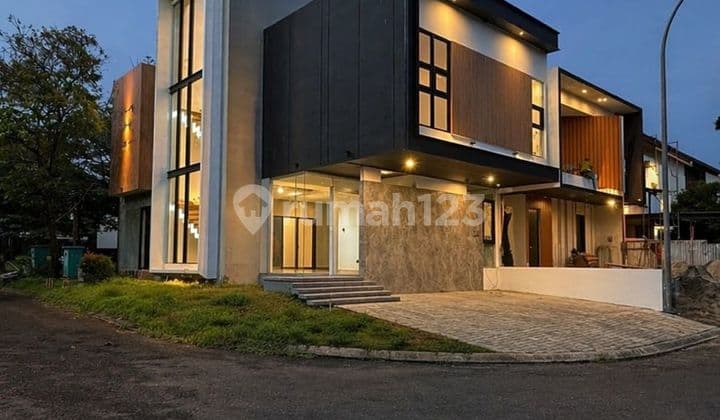 Rumah Baru 2 Lantai Siap Huni The Icon BSD City. Dekat ke Aeon Mall BSD