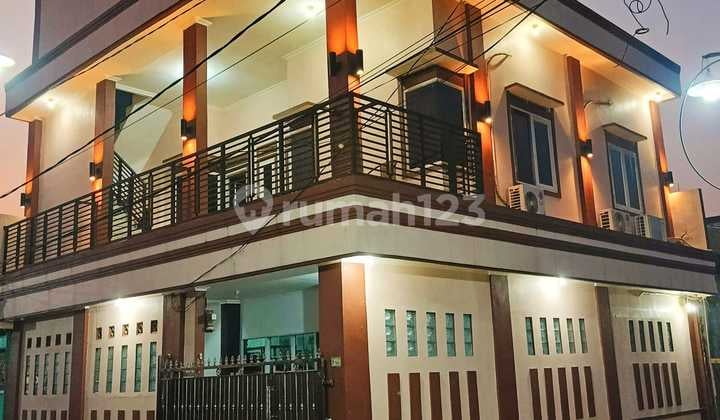 Rumah Kokoh 3 Lantai di Legok Indah, SHM Dekat Mall + Akses Tol