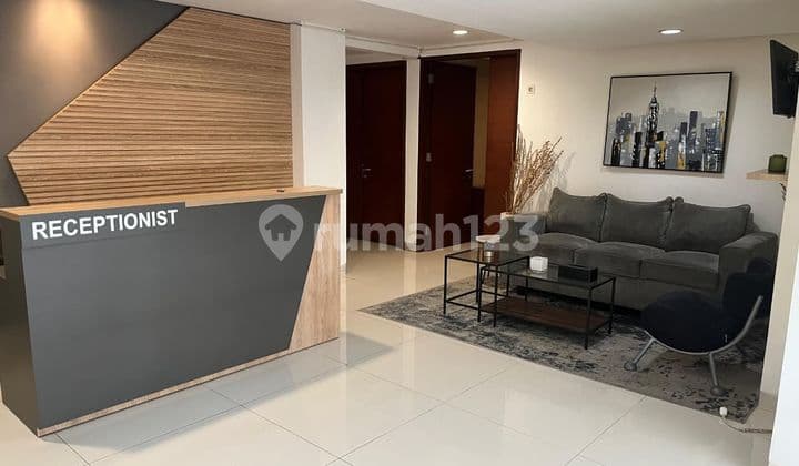 Disewakan Ruang Usaha 1 Lantai Siap Pakai di Kebayoran Baru Jakarta Selatan