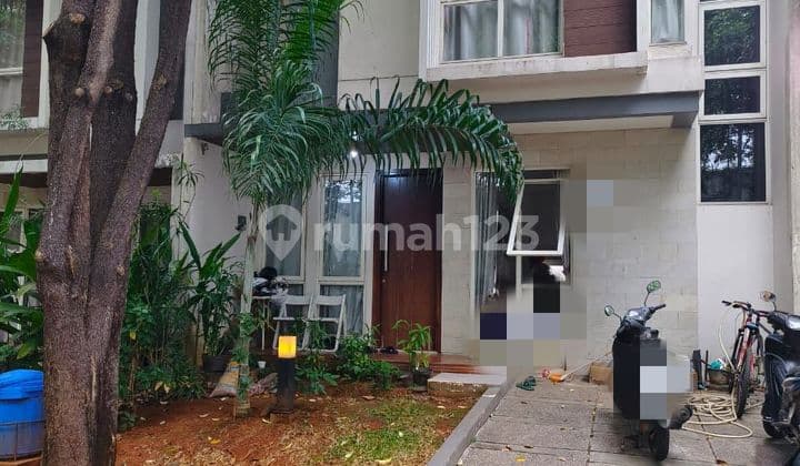 Dijual Rumah tinggal bagus di The Green BSD