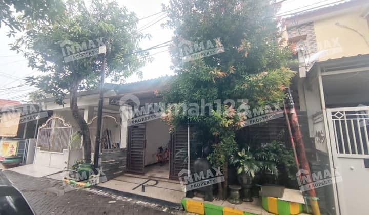Rumah Minimalis Siap Huni Wisma Lidah Kulon, Row Jalan Lebar