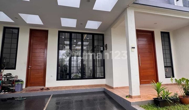 Rumah 2 Lantai di Villa Melati Mas BSD, Tangerang Selatan