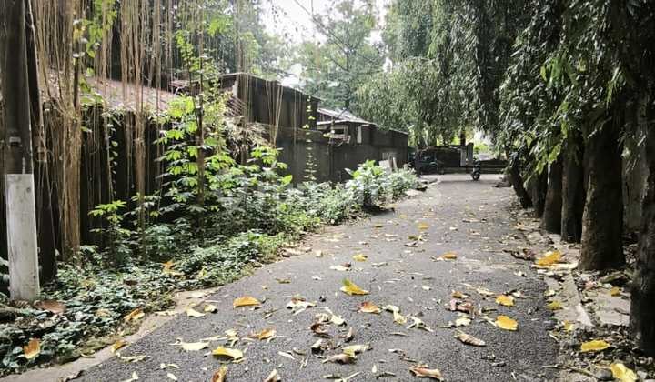 Tanah di Simprug Garden , Jakarta Selatan