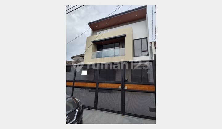 Rumah Brand New di Sektor 1.4 Ext Griya Loka, Bsd
