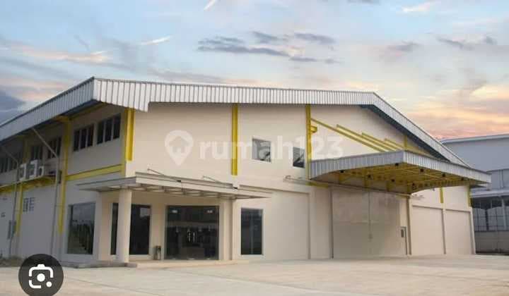 Ex Factory Strategic Location Ready to Live Flood-Free Already Has B3 Waste Permit 40ft Container Access in Millennium Industrial Area Tigaraksa Tangerang