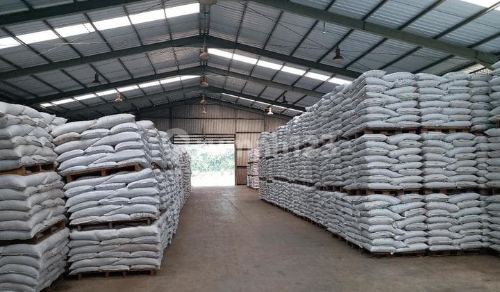 Ex Pabrik Pupuk Berikut Mesin Lokasi Strategis Siap Huni Bebas Banjir Akses Kontainer 40ft Di Desa Cirarab Legok Tangerang