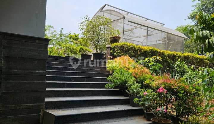 Rumah Mewah Hook 3 Lantai Siap Huni Lokasi Strategis Bebas Banjir Di The Green Bsd City